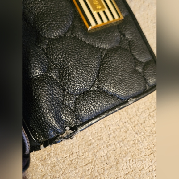 Betsey Johnson wristlet wallet- puffy black hearts - Picture 4 of 11